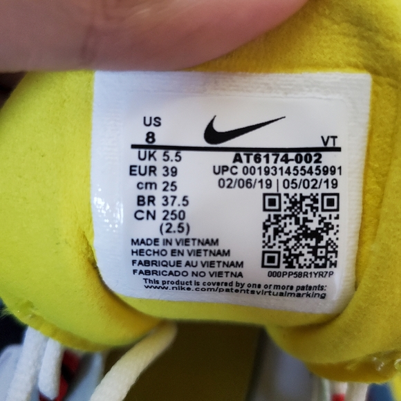 🚫SOLD🚫Nike Air Max 720 React Bauhaus - Picture 5 of 5